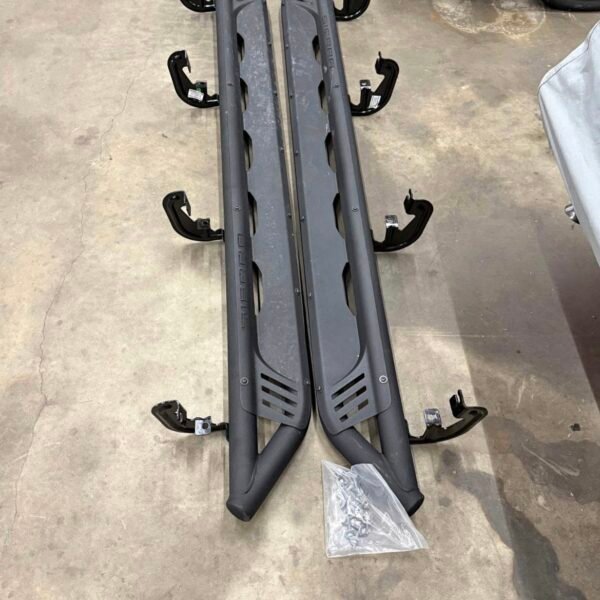 GMC Sierra at4 steps 2019-2025