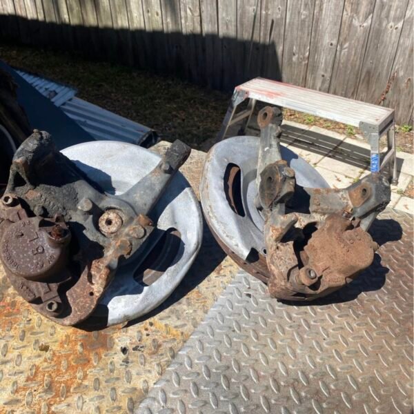 C10 front disk brakes with spindle