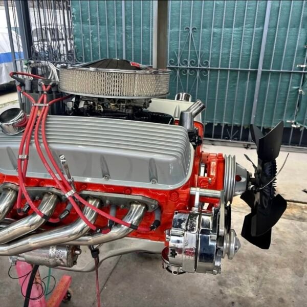 427 ci Chevrolet engine. Perfect, complete, can be tested. Full rebuild,...