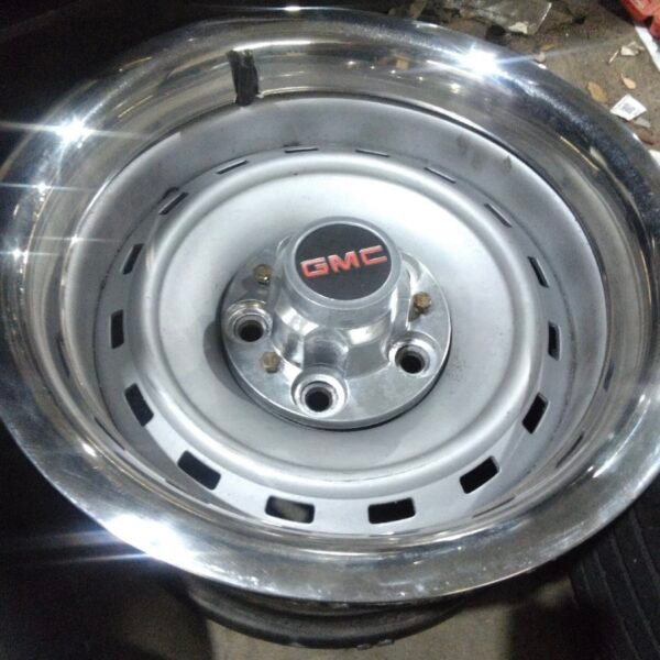 15 inch Chevy/GMC Truck Rally Rims.
5x5 8 in