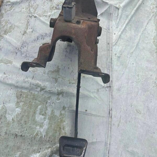 67-72 Chevy C10/C-20/C-30 Brake
Pedal Assembly