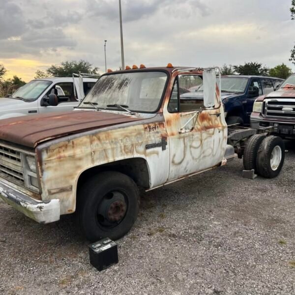 1987 Chevrolet 3500 Regular Cab • Long Bed