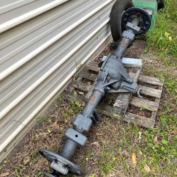 88-98 1/2 ton 6 lug chevy / gmc rear differential