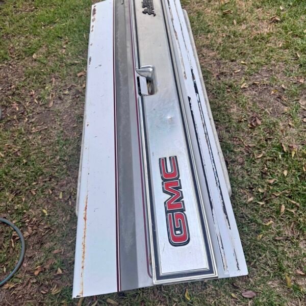 C10 Tailgate (Square Body)