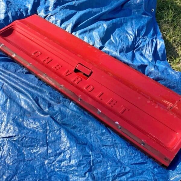 Chevy Square Body C10 1970s truck tail gate