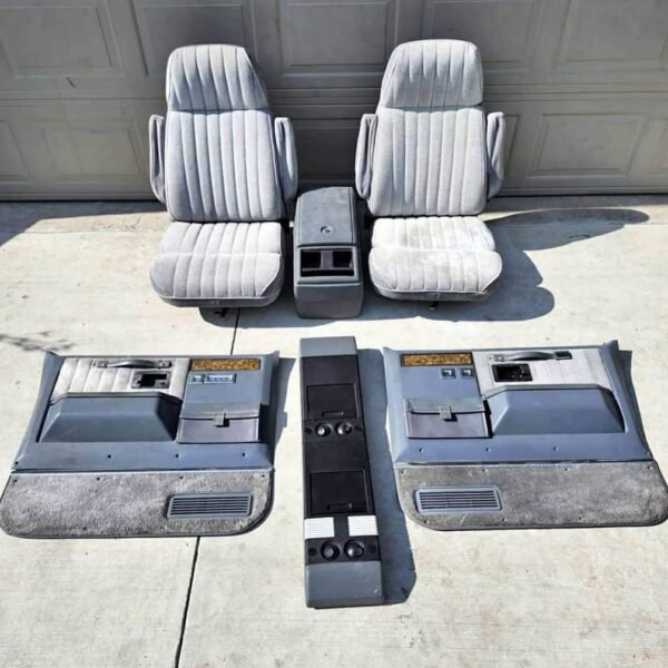 C10 Chevrolet 89 interior