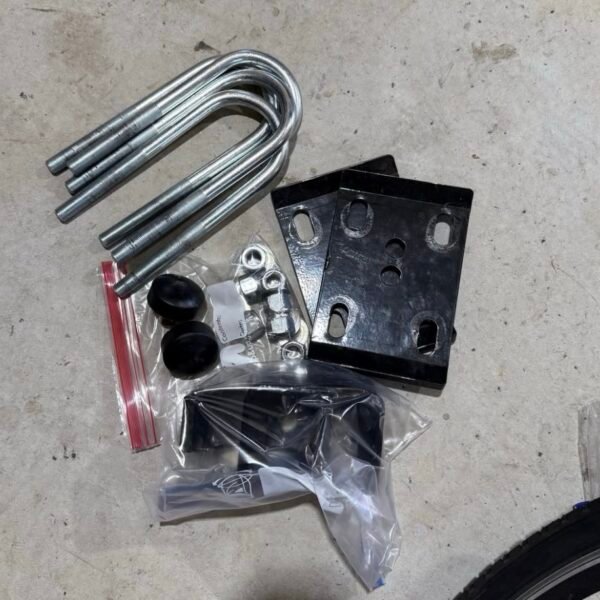 1973-87 Chevy C10 and GMC C15
Truck Rear Flip Kit, 5" drop