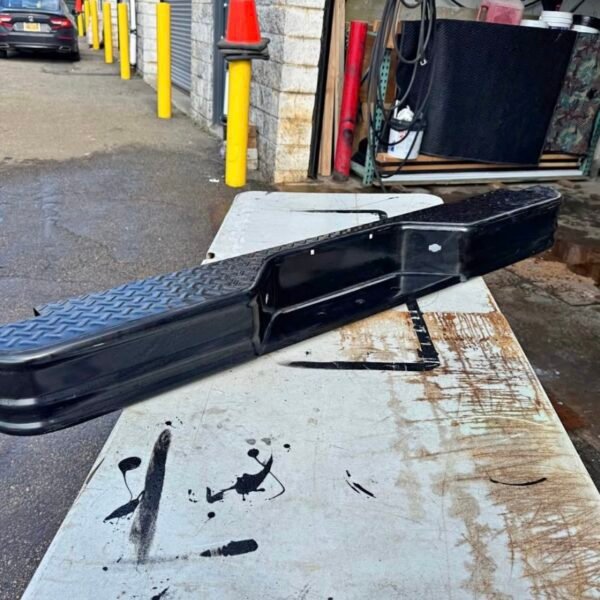 Westin 65000 Fey Universal
DiamondStep Replacement Bumper